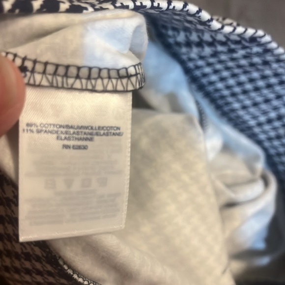 Lands' End womens sz large petite Blue & Ivory Herringbone Pull-on Waist Pants - Picture 7 of 7